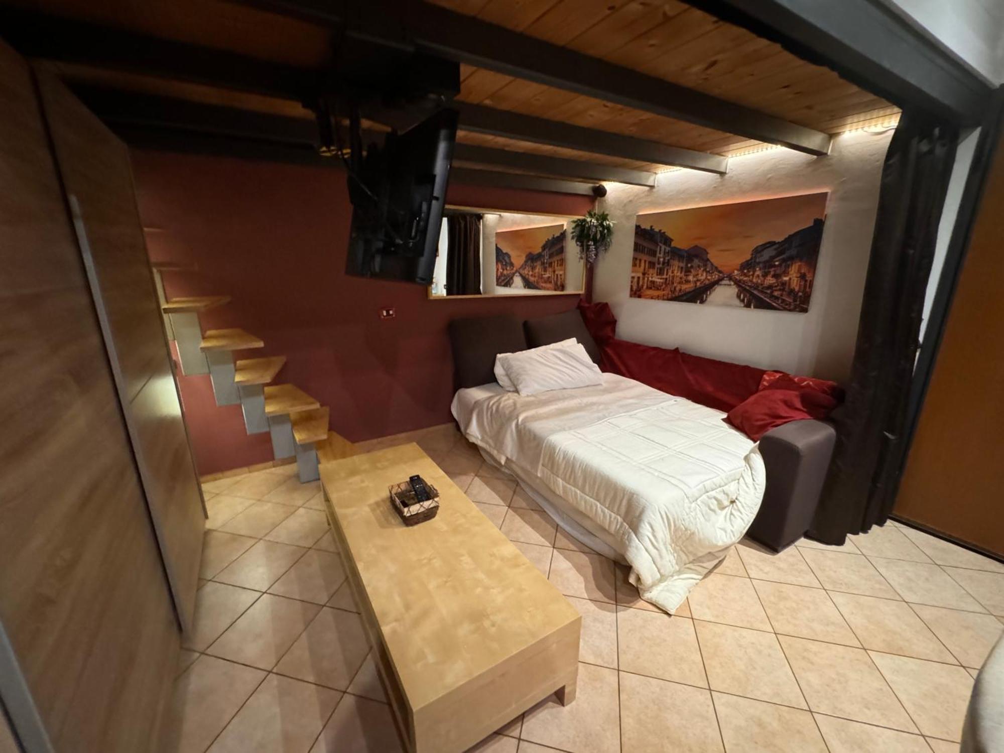 Appartamento A&A Attic Somma Lombardo Esterno foto