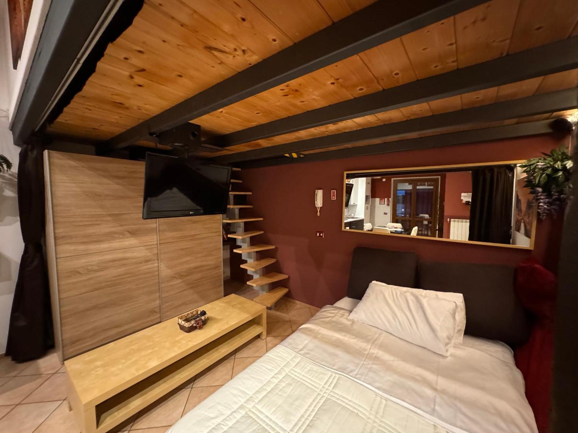 Appartamento A&A Attic Somma Lombardo Esterno foto